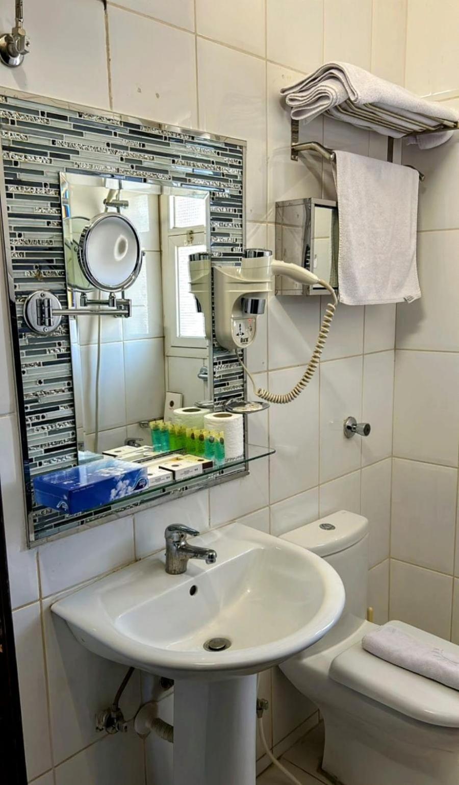 Al Mokhmalia Serviced Apartments 麦地那 外观 照片