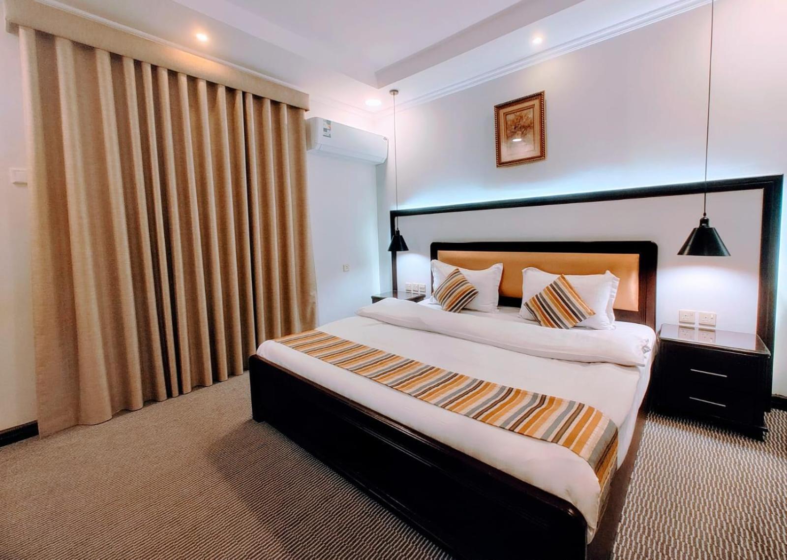 Al Mokhmalia Serviced Apartments 麦地那 外观 照片