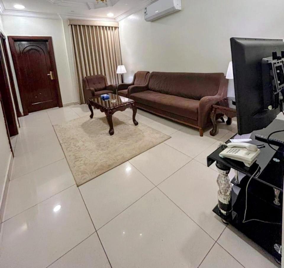 Al Mokhmalia Serviced Apartments 麦地那 外观 照片