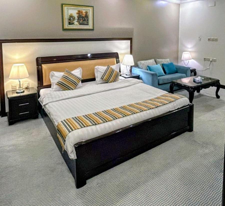 Al Mokhmalia Serviced Apartments 麦地那 外观 照片